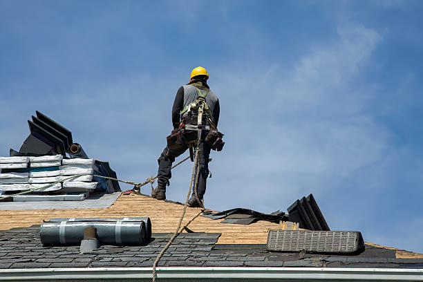 Professional Gutter Installation technician working in Montour, IA